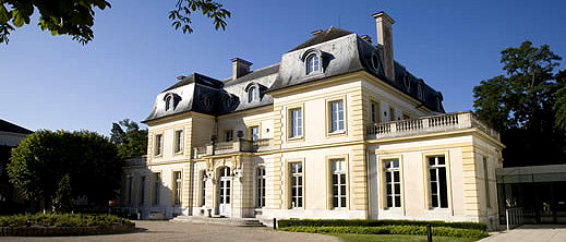 INSEAD Blue Ocean Strategy Institute Fontainebleau, France